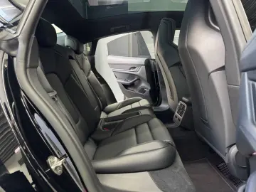 PORSCHE Taycan 4S Perf.  2xDisplay Matrix Pano 360  BOSE