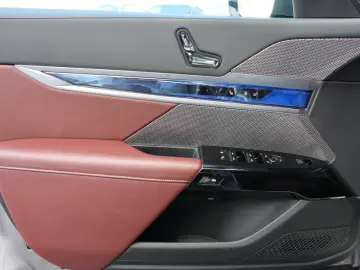BMW 760i xDrive M Crystal SkyLounge B&W HUD ACC 360