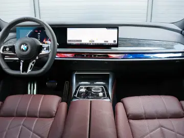 BMW 760i xDrive M Crystal SkyLounge B&W HUD ACC 360