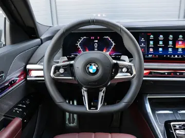 BMW 760i xDrive M Crystal SkyLounge B&W HUD ACC 360