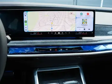 BMW 760i xDrive M Crystal SkyLounge B&W HUD ACC 360