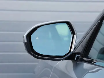 BMW 760i xDrive M Crystal SkyLounge B&W HUD ACC 360