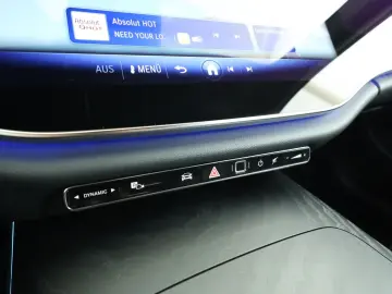 MERCEDES-BENZ E 220 d 4M  AMG Dig.Light HUD Leder Su…
