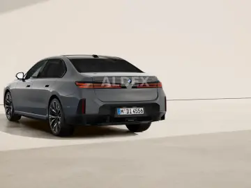 BMW 740i xDrive MY27 10 26 M SPORT PRO EXECUTIVE ICO