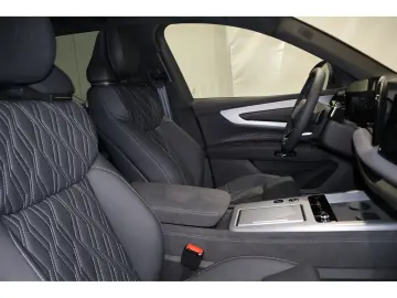 Audi Q7 SUV TDI quattro 220 kW tiptronic HUD AHK Pano
