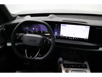 Audi Q7 SUV TDI quattro 220 kW tiptronic HUD AHK Pano
