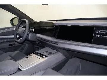 Audi Q7 SUV TDI quattro 220 kW tiptronic HUD AHK Pano