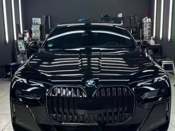 BMW 750e xDrive - M Sport
