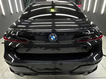 BMW 750e xDrive - M Sport