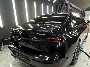 BMW 750e xDrive - M Sport