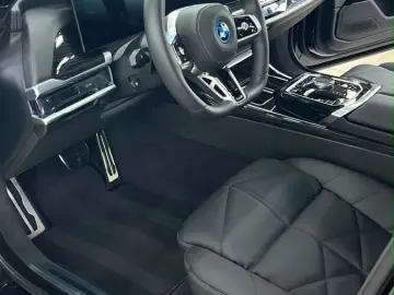 BMW 750e xDrive - M Sport