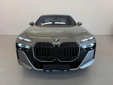 BMW 740 d xDrive M Sport   VAT   BMW Warranty