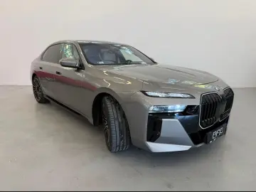 BMW 740 d xDrive M Sport   VAT   BMW Warranty