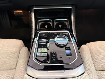BMW 740 d xDrive M Sport   VAT   BMW Warranty