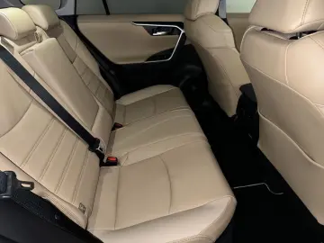 TOYOTA RAV4 Hybrid 4x4 Lounge Pano JBL 360  AHK Leder