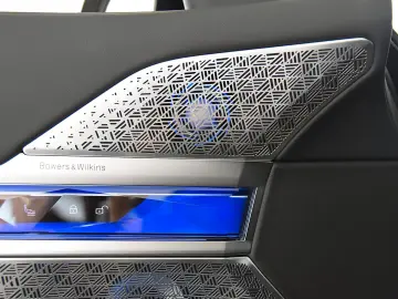 BMW 740d xDrive M Sport Pro ACC Pano B&W HUD AHK LED