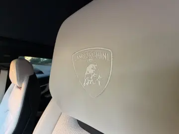 LAMBORGHINI Urus S  Nero Nemesis  23   Keramik  B&O  3D  HUD