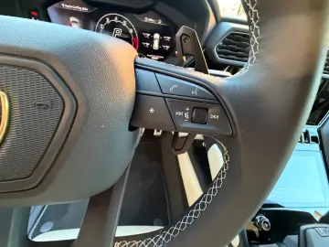 LAMBORGHINI Urus S  Nero Nemesis  23   Keramik  B&O  3D  HUD