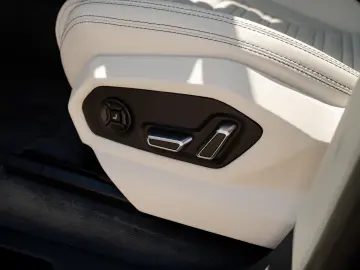 Lamborghini Urus SE   PD26   Carbon   B&O   TV   Panoramic