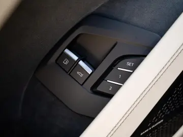 Lamborghini Urus SE   PD26   Carbon   B&O   TV   Panoramic