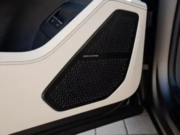 Lamborghini Urus SE   PD26   Carbon   B&O   TV   Panoramic