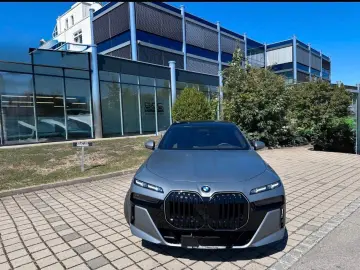 BMW 740 d xDr M Sport  FULLY EQUIPMENT