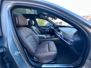 BMW 740 d xDr M Sport  FULLY EQUIPMENT