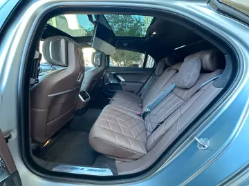 BMW 740 d xDr M Sport  FULLY EQUIPMENT