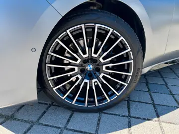 BMW 740 d xDr M Sport  FULLY EQUIPMENT