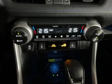TOYOTA RAV 4 Hybrid 4x2 Style Selection Technik JBL 360
