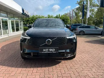 VOLVO XC90 T8 AWD Ultra Dark Auto