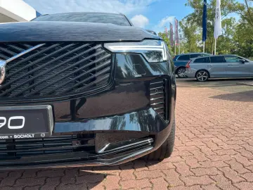VOLVO XC90 T8 AWD Ultra Dark Auto