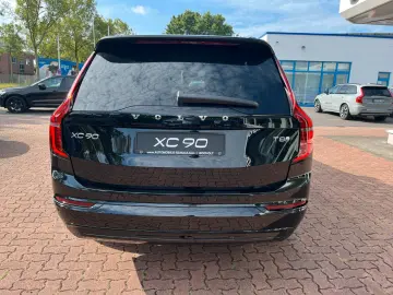 VOLVO XC90 T8 AWD Ultra Dark Auto