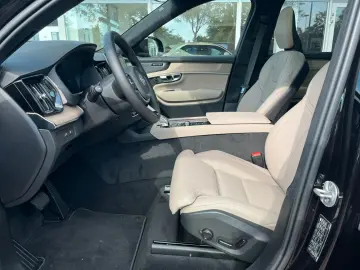 VOLVO XC90 T8 AWD Ultra Dark Auto