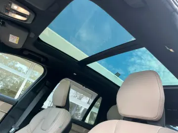 VOLVO XC90 T8 AWD Ultra Dark Auto