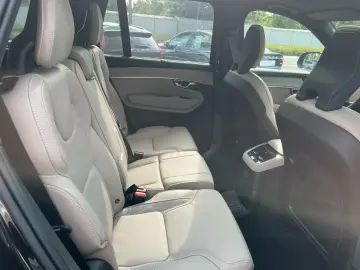 VOLVO XC90 T8 AWD Ultra Dark Auto