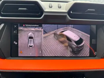 Lamborghini Urus SE Black Orange New Car