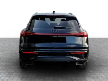 Audi Q5 40 TFSI Quattro - MY2026