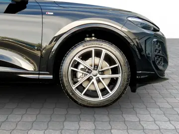 Audi Q5 40 TFSI Quattro - MY2026