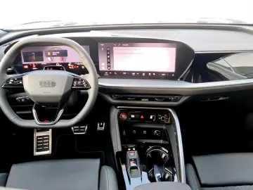 Audi Q5 40 TFSI Quattro - MY2026