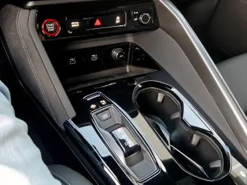 Audi Q5 40 TFSI Quattro - MY2026
