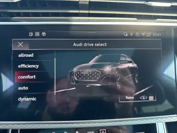 Audi Q8 50 TDI S Line - Panoramic