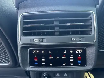 Audi Q8 50 TDI S Line - Panoramic