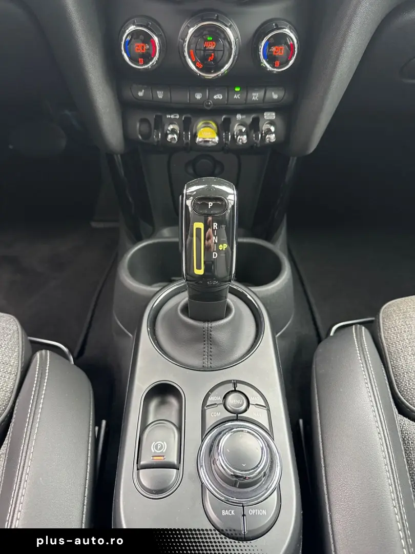 MINI Cooper SE Classic Trim NAV LED CARPLAY DIGDISP