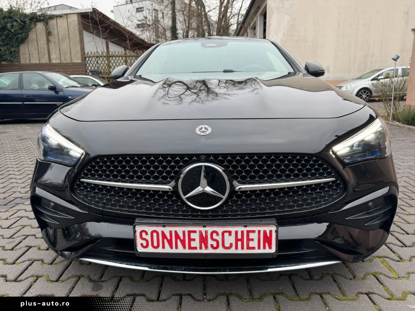 MERCEDES-BENZ CLE 220d Edition AMG Line PANO BURMESTER 360