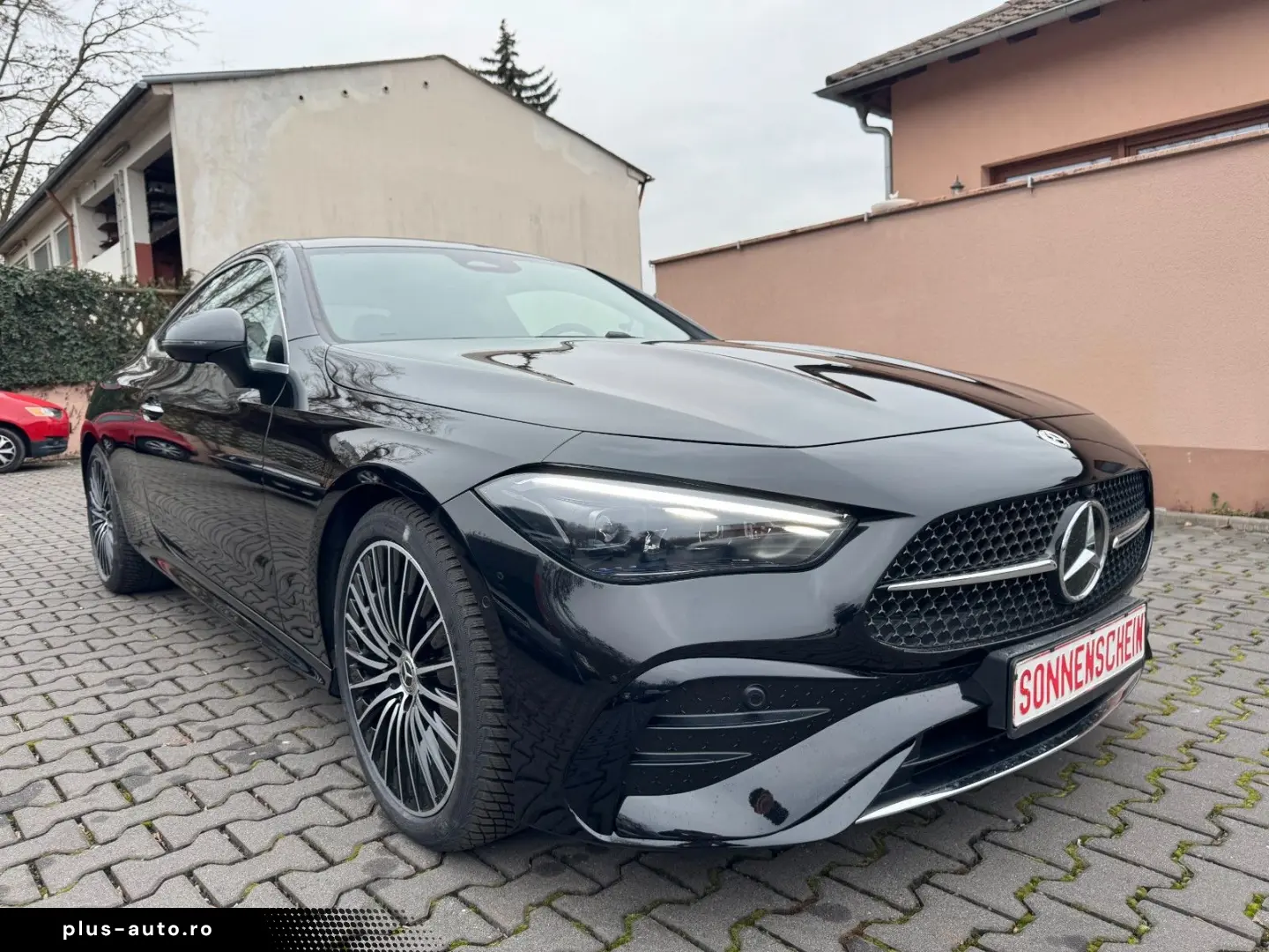 MERCEDES-BENZ CLE 220d Edition AMG Line PANO BURMESTER 360