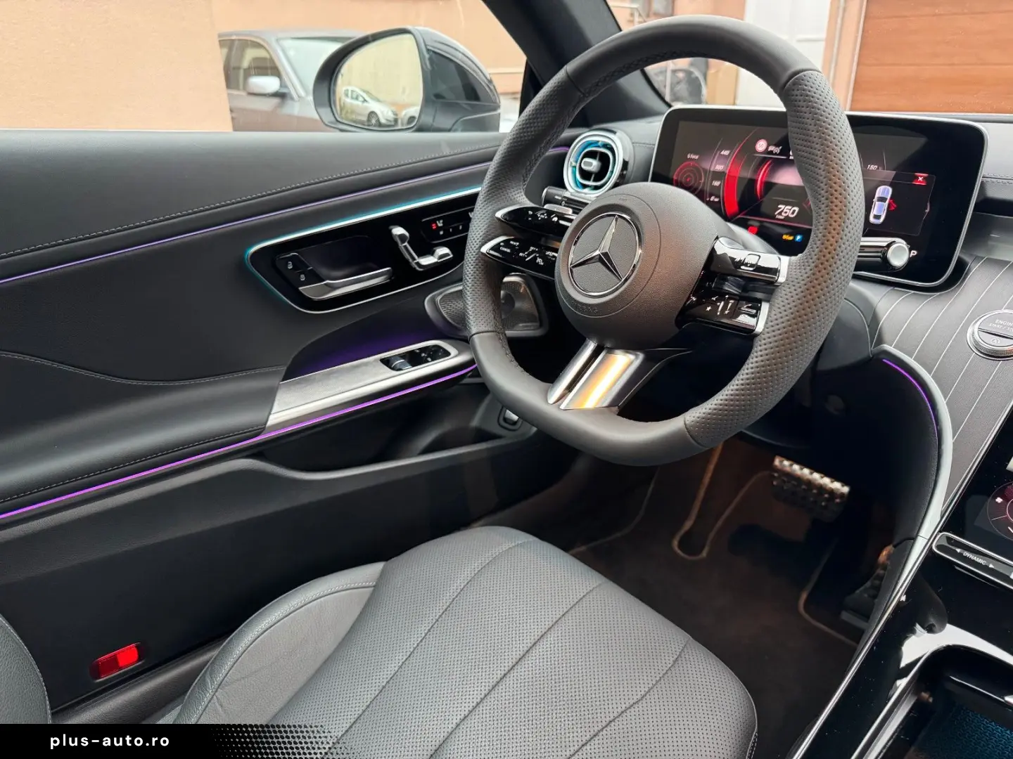 MERCEDES-BENZ CLE 220d Edition AMG Line PANO BURMESTER 360