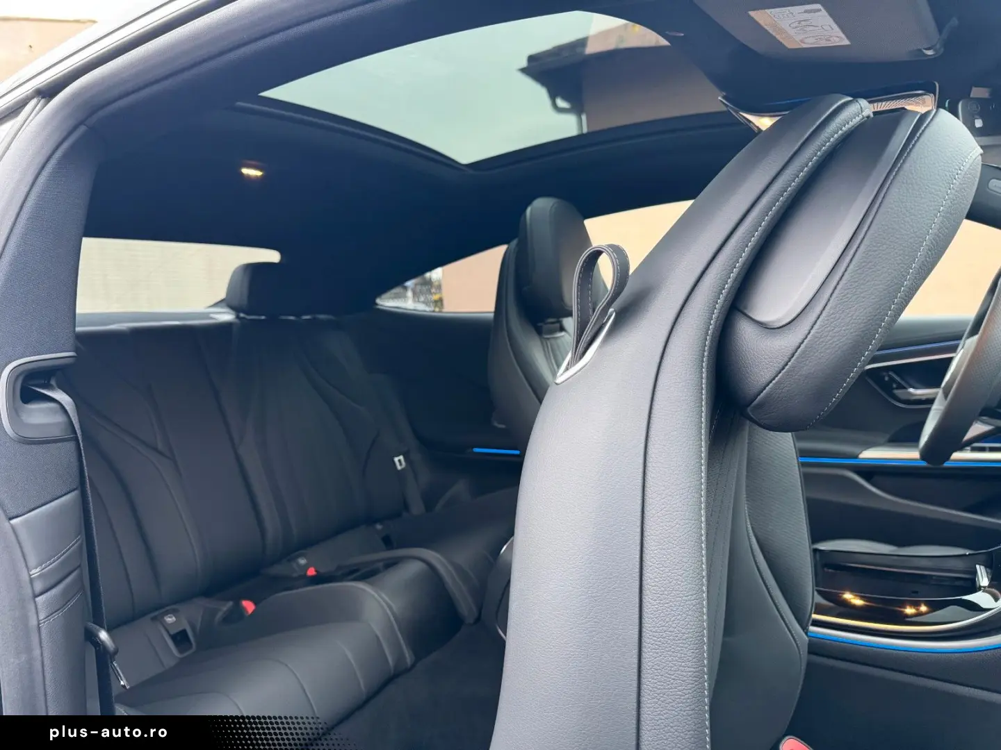 MERCEDES-BENZ CLE 220d Edition AMG Line PANO BURMESTER 360
