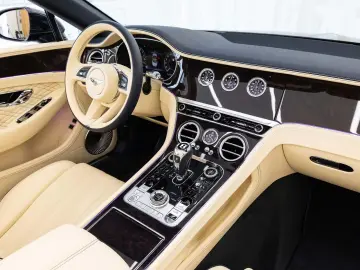 Bentley Continental GTC (MY26) von BENTLEY FRANKFURT