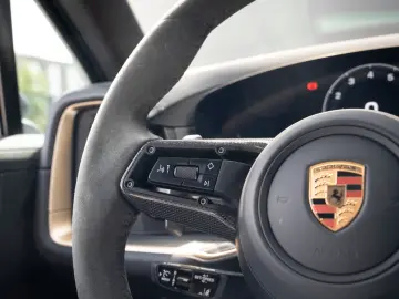 Porsche Cayenne S E-Hybrid Panorama Head-Up BOSE InnoDri